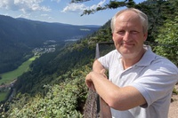 Nachruf Dr. Burkhard Büstgens