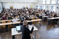 Studierende treffen Medizintechnik: smartXhealth After Uni auf dem Campus