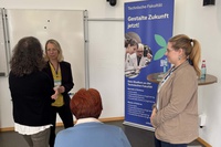 Technische Fakultät beim World Market der Staff Week